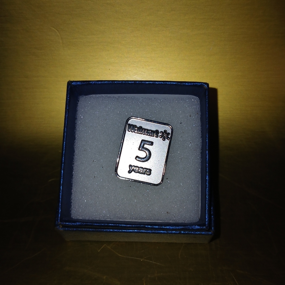 Silver Walmart 5 Years Pin